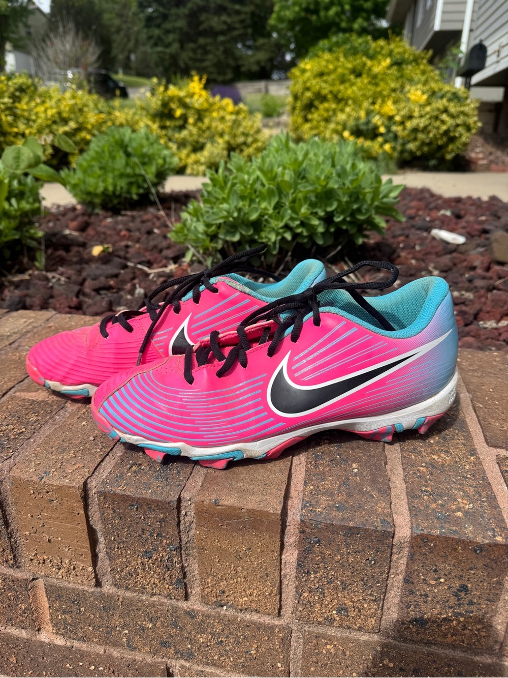Nike Hot Pink and Teal Cleats size 10 women’s